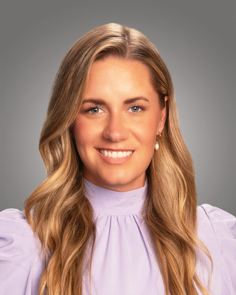 headshot of Dr. Nicolette Stelter, OB/GYN in Baton Rouge Louisiana